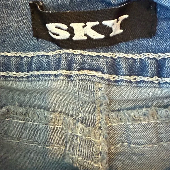 Sky Premium Collection Cross Embellished Boot Cut Jeans Women's Size 7/8 Blue - Picture 4 of 7